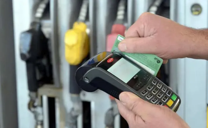 37.Combustibles-y-tarjetas-de-crédito